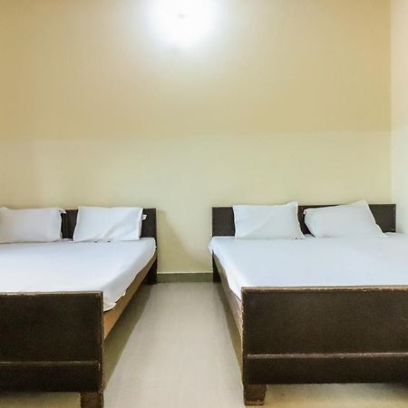Hotel Spot On 60838 Shri Giriraj Dham Govardhan Zewnętrze zdjęcie