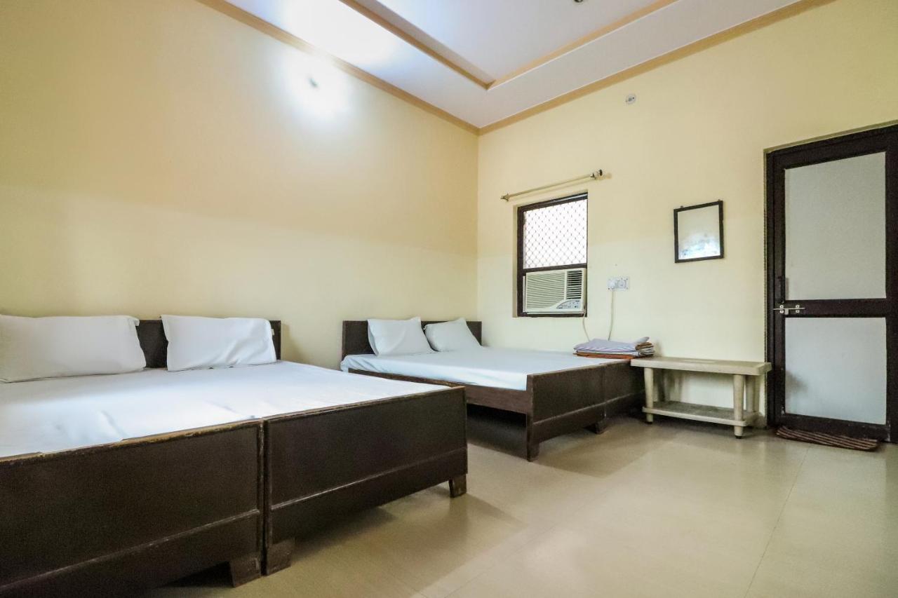 Hotel Spot On 60838 Shri Giriraj Dham Govardhan Zewnętrze zdjęcie