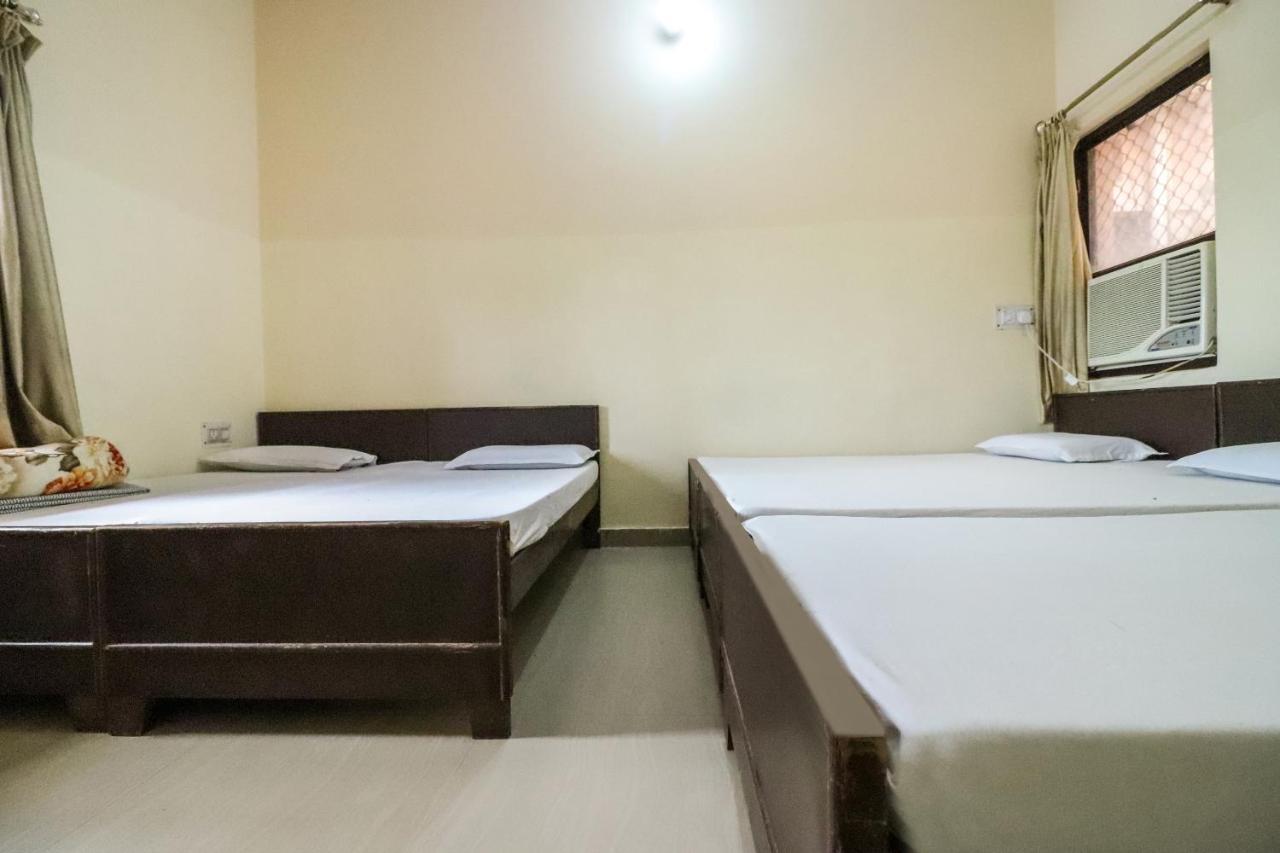 Hotel Spot On 60838 Shri Giriraj Dham Govardhan Zewnętrze zdjęcie