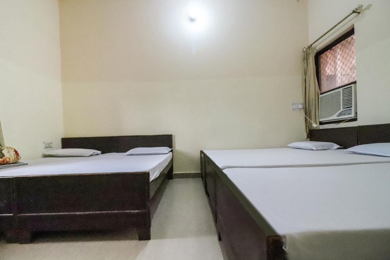 Hotel Spot On 60838 Shri Giriraj Dham Govardhan Zewnętrze zdjęcie