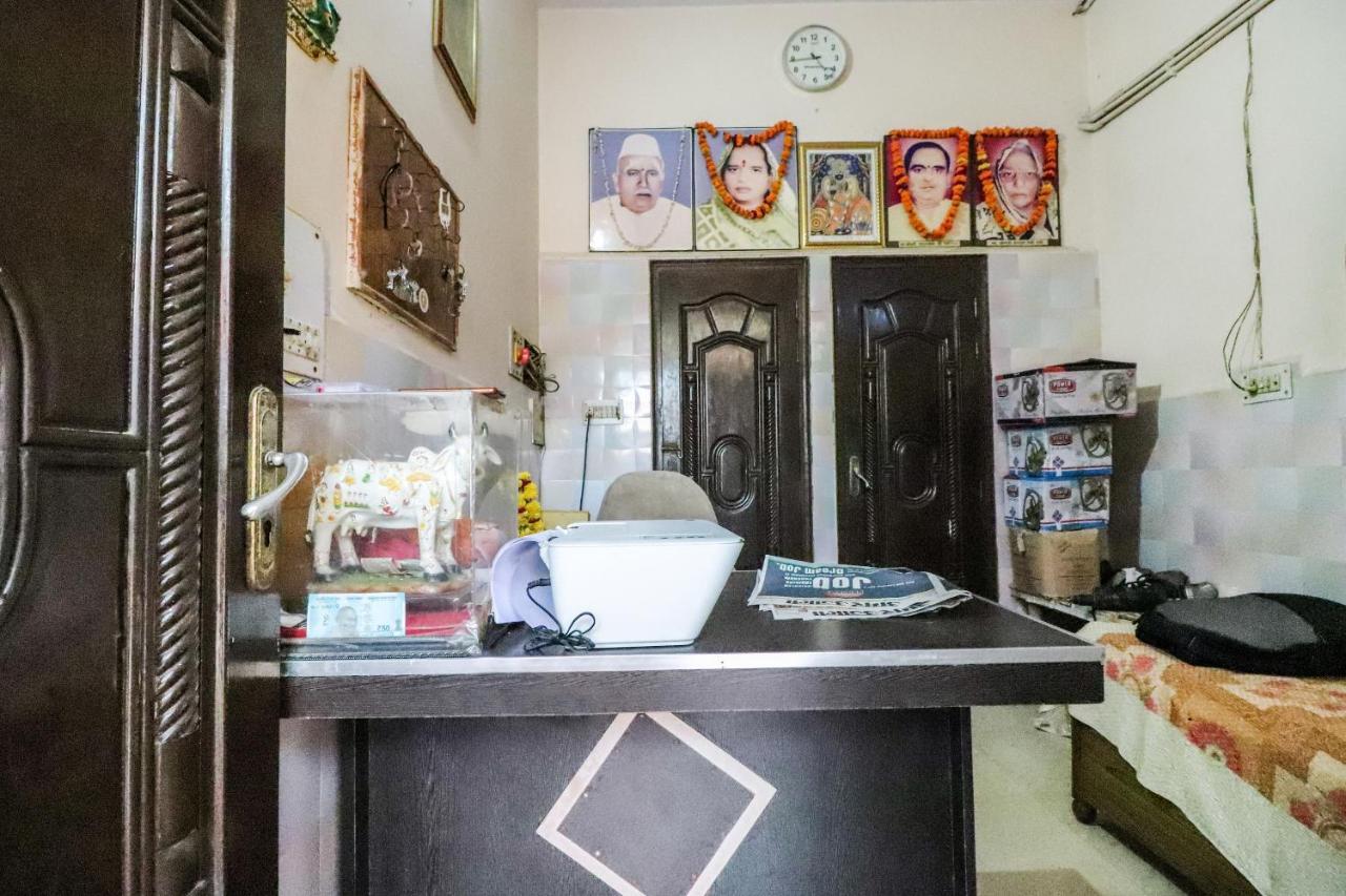 Hotel Spot On 60838 Shri Giriraj Dham Govardhan Zewnętrze zdjęcie