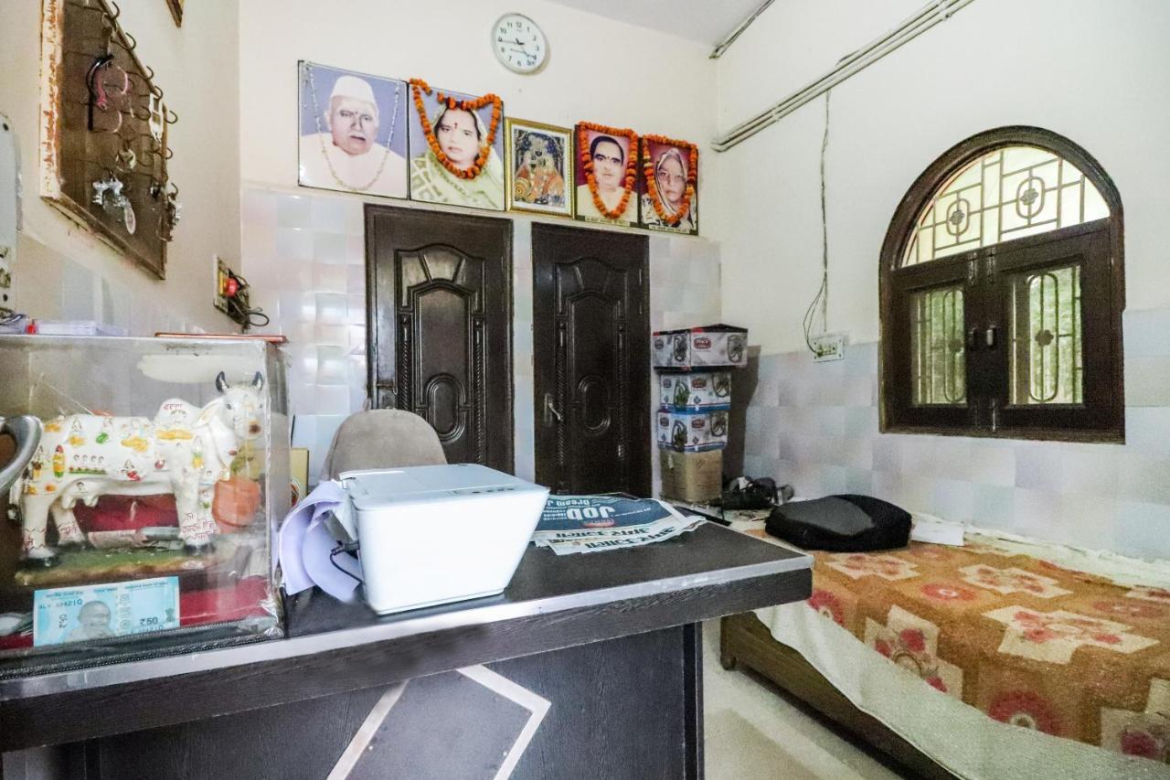 Hotel Spot On 60838 Shri Giriraj Dham Govardhan Zewnętrze zdjęcie